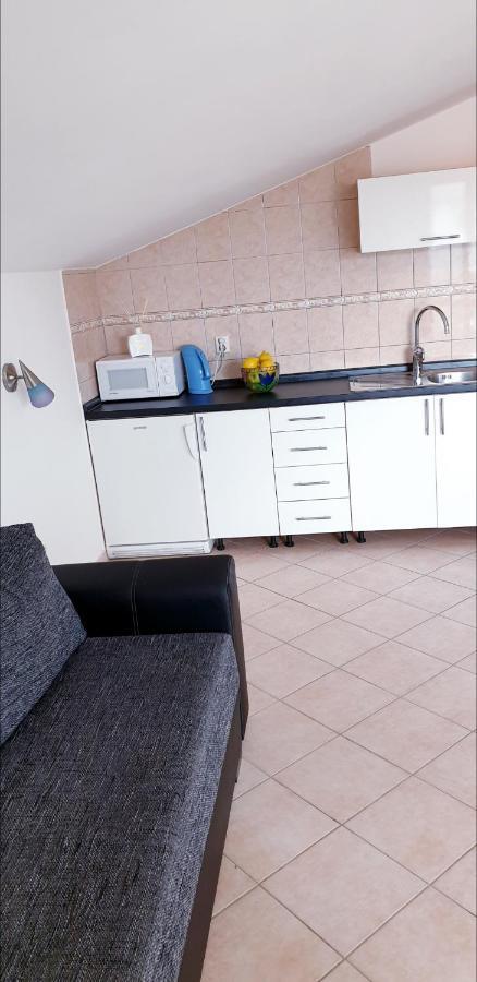 Apartment Antonio 비오그라드나모루 외부 사진