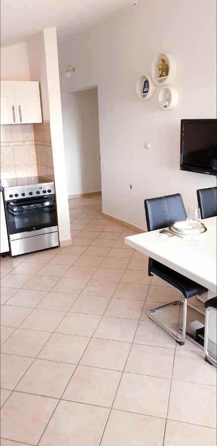 Apartment Antonio 비오그라드나모루 외부 사진