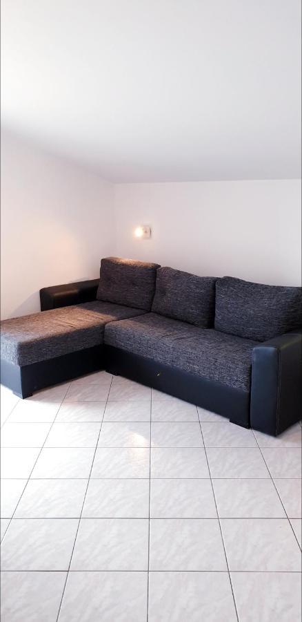 Apartment Antonio 비오그라드나모루 외부 사진