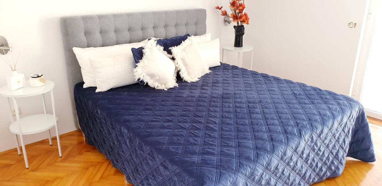 Apartment Antonio 비오그라드나모루 외부 사진