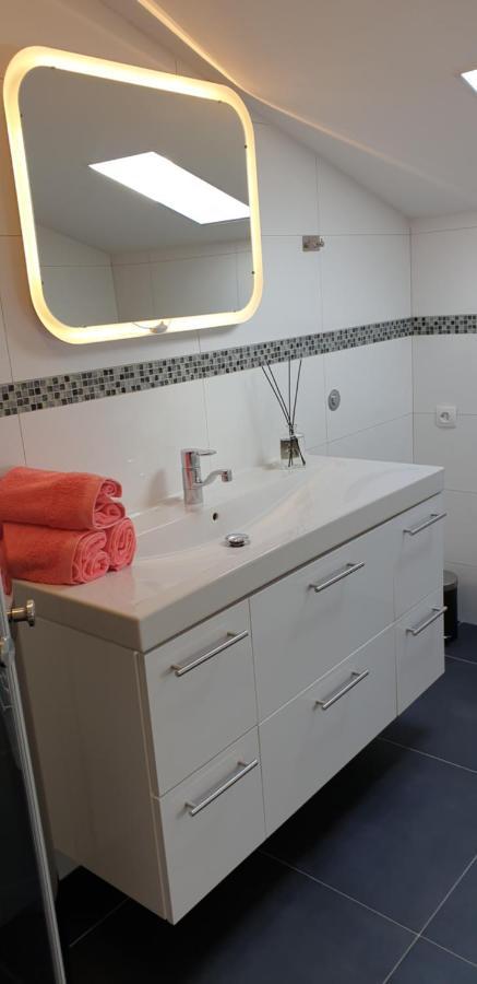Apartment Antonio 비오그라드나모루 외부 사진