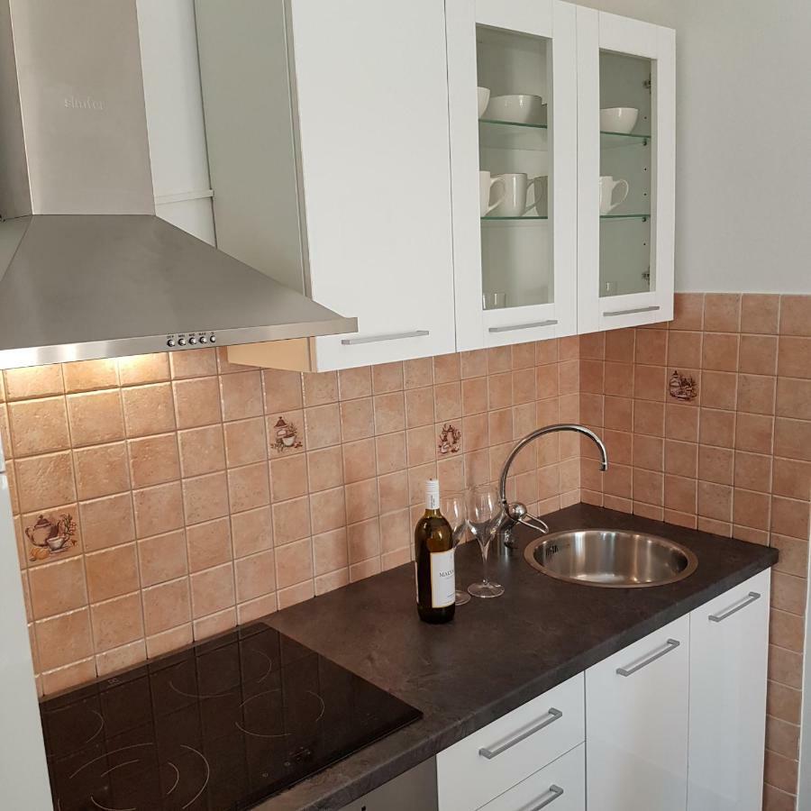 Apartment Antonio 비오그라드나모루 외부 사진