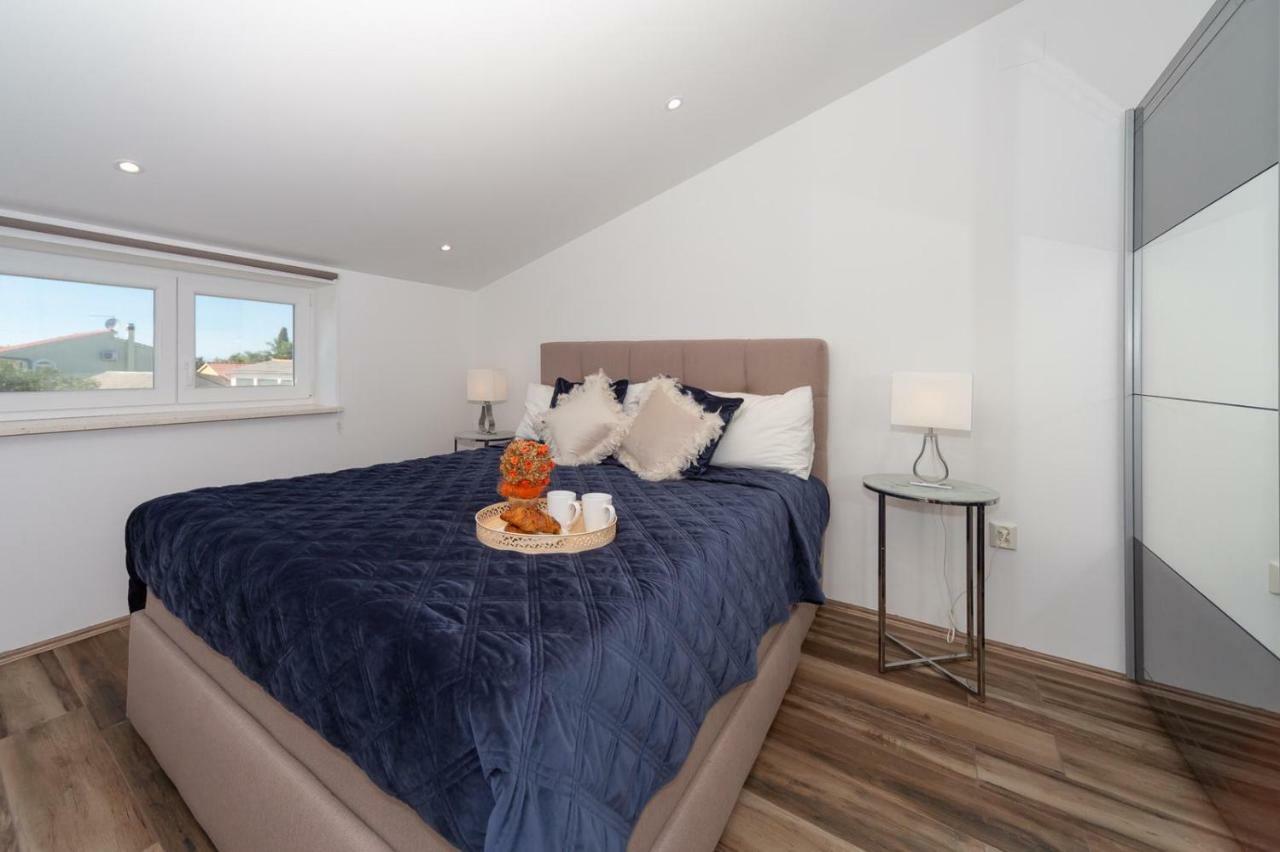 Apartment Antonio 비오그라드나모루 외부 사진